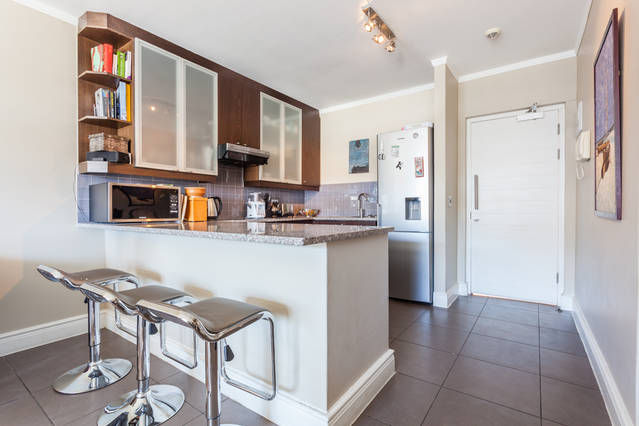 Open Plan kitchen and bar stools!