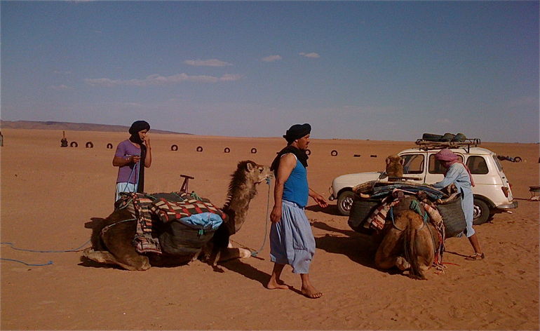 Preparations for camel tour