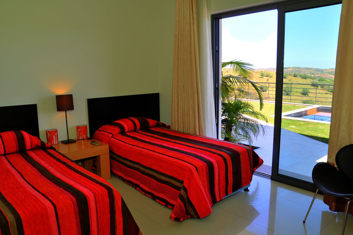 Bedroom 2 en suite 
All bedrooms are en-suite with either bathroom or shower room.