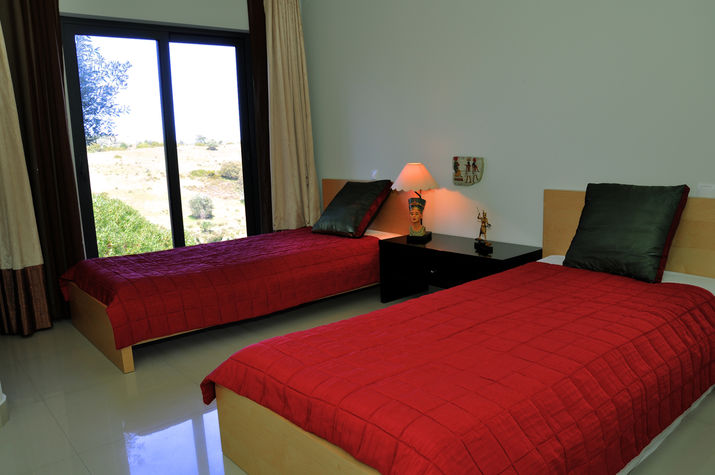 Bedroom 3 en suite 
All bedrooms are en-suite with either bathroom or shower room.