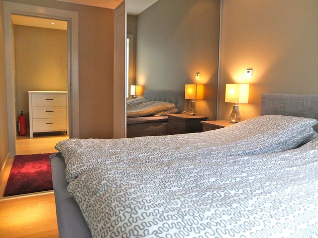 Spacious bedroom