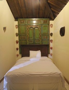 Standard Double Bed