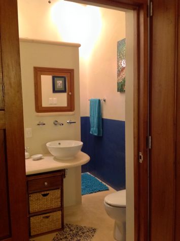 Lower Ensuite