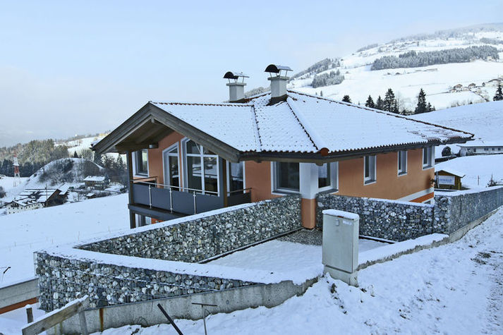 ExteriorWinter