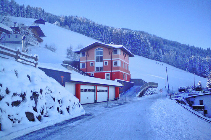 ExteriorWinter