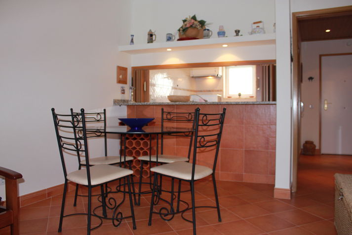 Dinning table