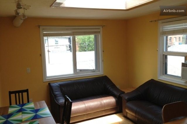 lounge with table and 4 chairs
