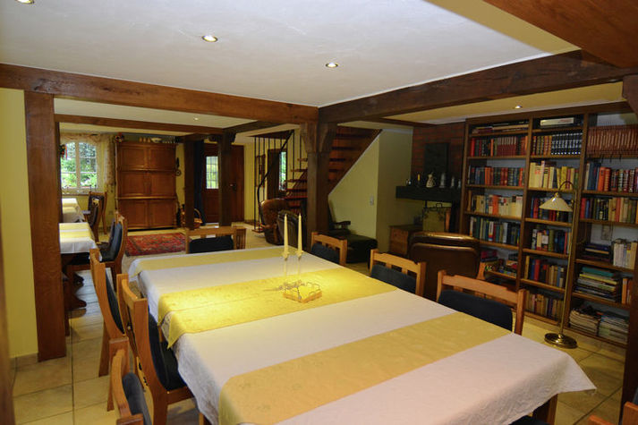 DiningRoom