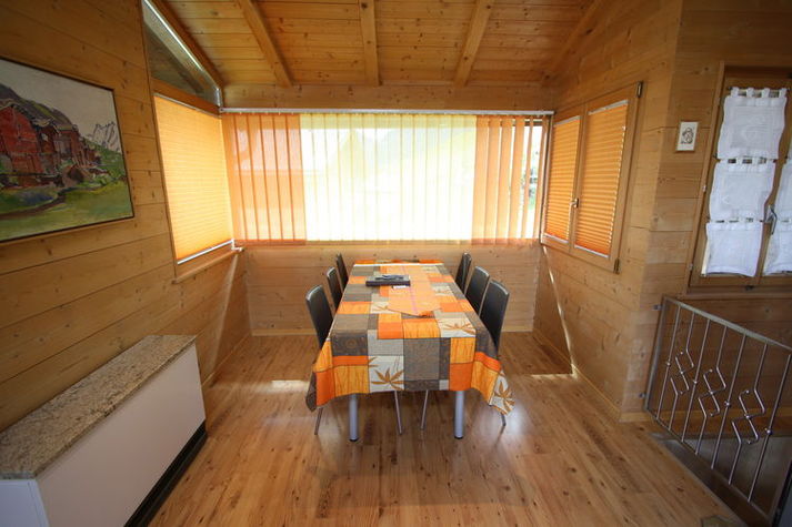 DiningRoom