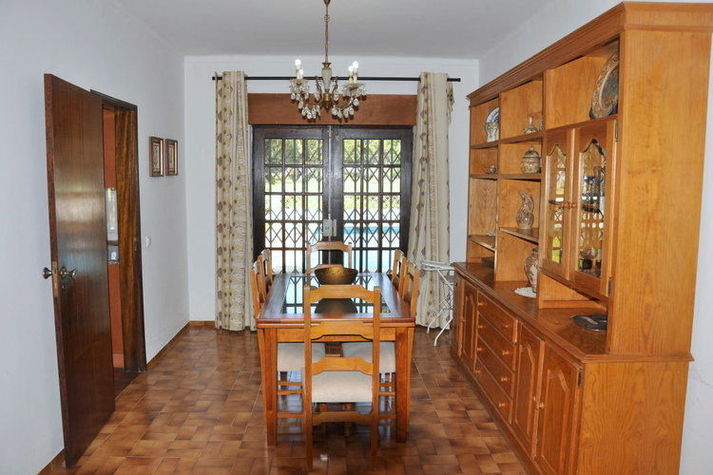 DiningRoom
