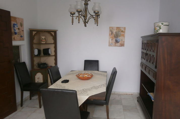 DiningRoom