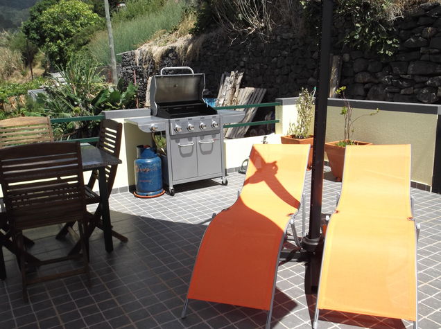 Relax in the sun while cooking on the BBQ
