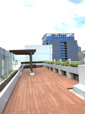Viewing Deck - Roof Top