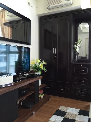 3 Door Wardrobe with Mirror