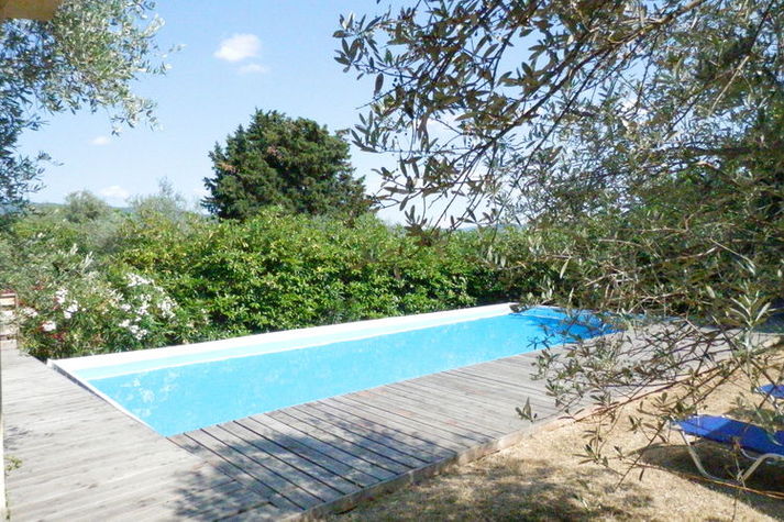 PoolOfHouse