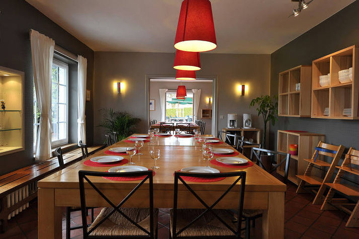 DiningRoom