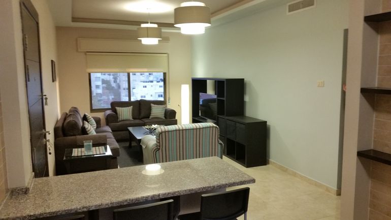 Entertain in Style (breakfast counter w/ stools) 