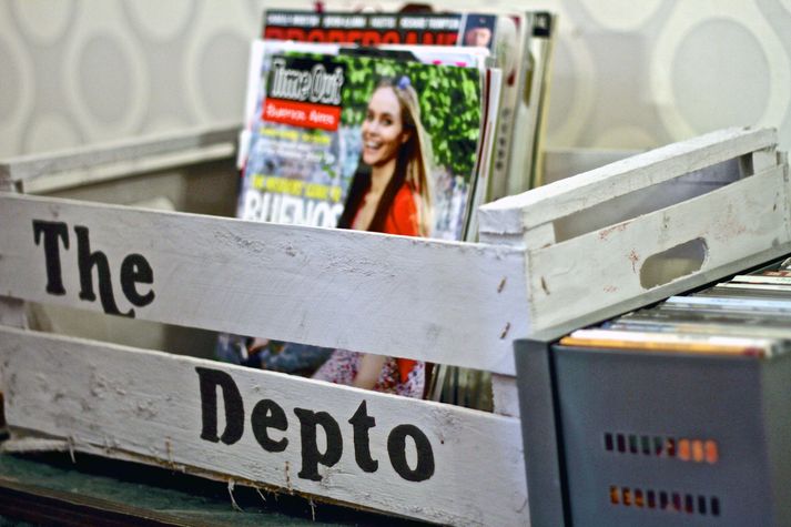Guidebooks, CD's, DVD's, free WiFi, speakers, and a cell phone.