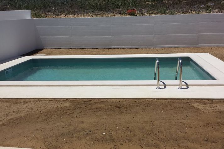 PoolOfHouse