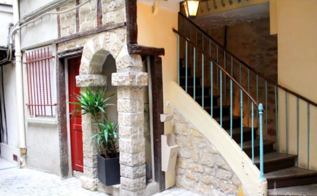Paris Apartment Rental; Vacation in Paris
Rent and relax with we-Paris in the charming and spacious Marais Apartment! #ParisApartmentRental #VacationinParis
