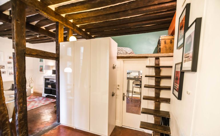 Paris Apartment Rental; Vacation in Paris
Rent and relax with we-Paris in the charming and spacious Marais Apartment! #ParisApartmentRental #VacationinParis