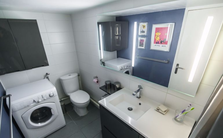 Paris Apartment Rental; Vacation in Paris
Rent and relax with we-Paris in the charming and spacious Marais Apartment! #ParisApartmentRental #VacationinParis