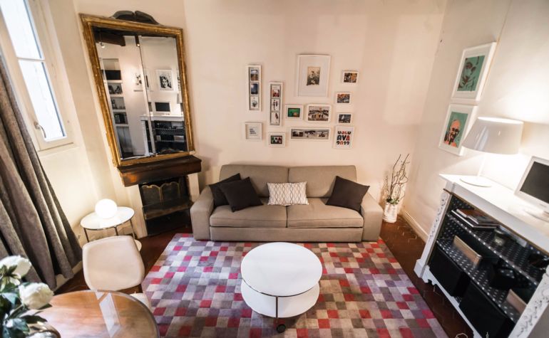 Paris Apartment Rental; Vacation in Paris
Rent and relax with we-Paris in the charming and spacious Marais Apartment! #ParisApartmentRental #VacationinParis
