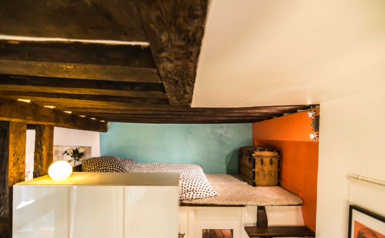 Paris Apartment Rental; Vacation in Paris
Rent and relax with we-Paris in the charming and spacious Marais Apartment! #ParisApartmentRental #VacationinParis