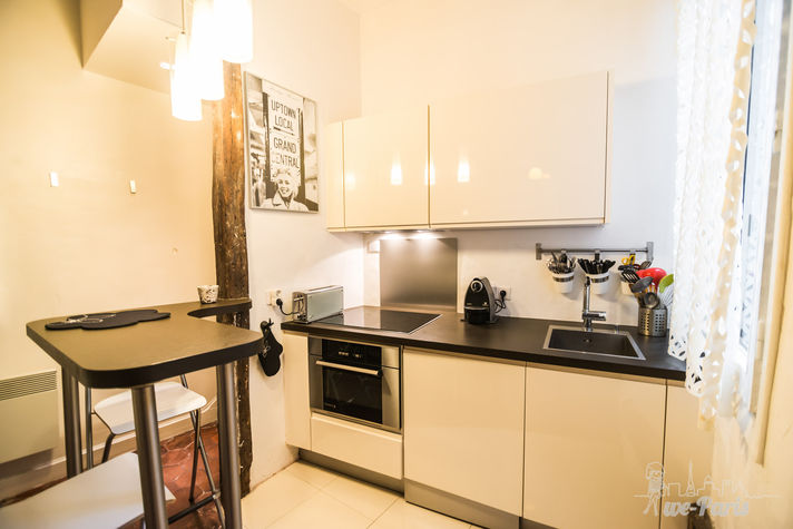 Paris Apartment Rental; Vacation in Paris
Rent and relax with we-Paris in the charming and spacious Marais Apartment! #ParisApartmentRental #VacationinParis