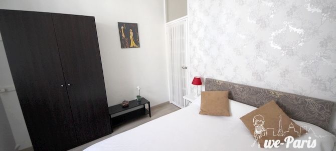 Paris Apartment Rental; Vacation in Paris
Rent and relax in the dreamy Bonjour Apartment! #ParisApartmentRentals #VacationinParis