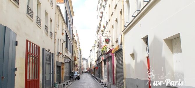 Paris Apartment Rental; Vacation in Paris
Rent and relax in the dreamy Bonjour Apartment! #ParisApartmentRentals #VacationinParis