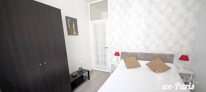 Paris Apartment Rental; Vacation in Paris
Rent and relax in the dreamy Bonjour Apartment! #ParisApartmentRentals #VacationinParis