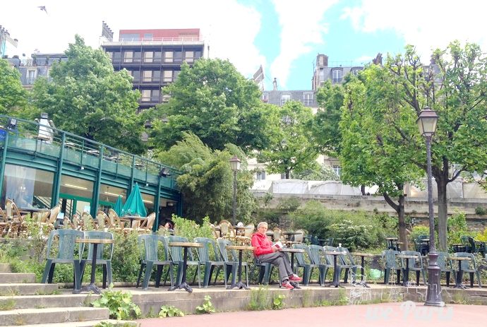 Paris Apartment Rental; Vacation in Paris
Rent and relax in the dreamy Bonjour Apartment! #ParisApartmentRentals #VacationinParis