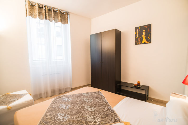 Paris Apartment Rental; Vacation in Paris
Rent and relax in the dreamy Bonjour Apartment! #ParisApartmentRentals #VacationinParis