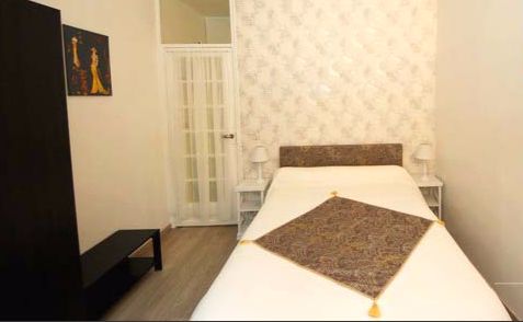 Paris Apartment Rental, Vacation in Paris
Rent and relax in the dreamy Bonjour Apartment! #ParisApartmentRentals #VacationinParis