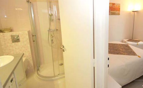 Paris Apartment Rental, Vacation in Paris
Rent and relax in the dreamy Bonjour Apartment! #ParisApartmentRentals #VacationinParis