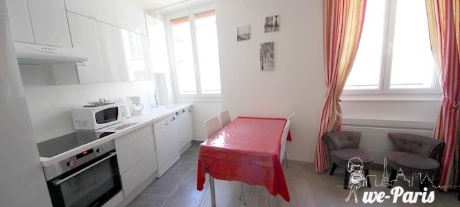 Paris Apartment Rental; Vacation in Paris
Rent and relax in the dreamy Bonjour Apartment! #ParisApartmentRentals #VacationinParis