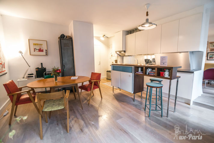 Paris Apartment Rental, Vacation in Paris
Enjoy spending time together in this spacious and bright kitchen. #ParisApartmentRentals