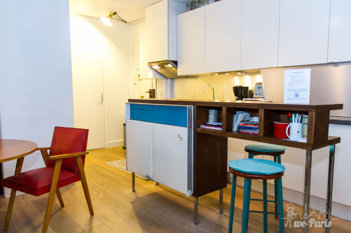 Paris Apartment Rental, Vacation in Paris
Enjoy spending time together in this spacious and bright kitchen. #ParisApartmentRentals