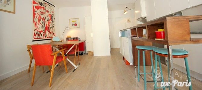 Paris Apartment Rental, Vacation in Paris
Enjoy spending time together in this spacious and bright kitchen. #ParisApartmentRentals
