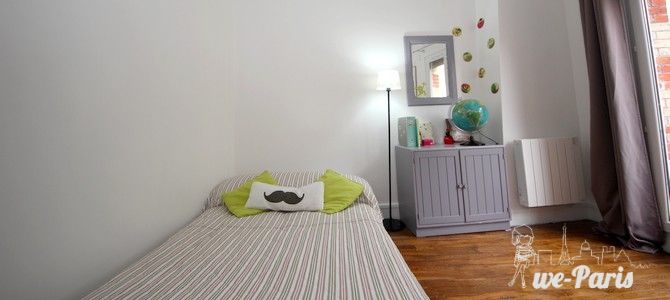 Paris Apartment Rental, Vacation in Paris
Relax after a long day of exploring in this charming bedroom, with a view of the rue de la Fontaine au Roi. #ParisApartmentRentals