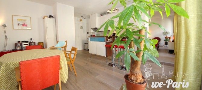 Paris Apartment Rental, Vacation in Paris
Enjoy spending time together in this spacious and bright kitchen. #ParisApartmentRentals