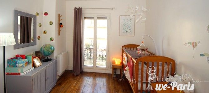 Paris Apartment Rental, Vacation in Paris
Relax after a long day of exploring in this charming bedroom, with a view of the rue de la Fontaine au Roi. #ParisApartmentRentals