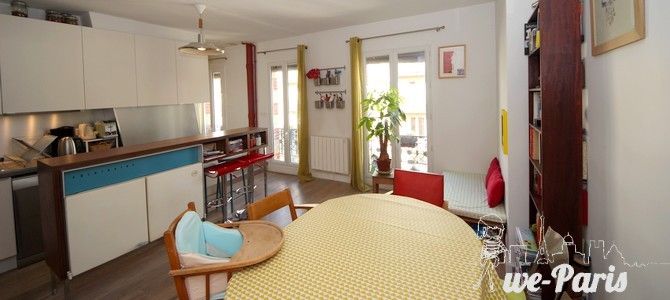 Paris Apartment Rental, Vacation in Paris
Enjoy spending time together in this spacious and bright kitchen. #ParisApartmentRentals