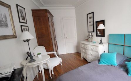 Paris Apartment Rental, Vacation in Paris
Sit down and relax after a long day of exploring Paris in this cozy Living Room / Kitchen. 