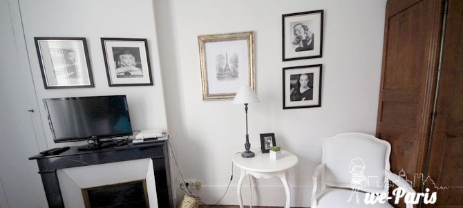 Paris Apartment Rental, Vacation in Paris
Sit down and relax after a long day of exploring Paris in this cozy Living Room / Kitchen. 