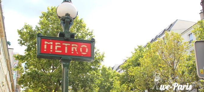 Paris Apartment Rental, Vacation in Paris
Sit down and relax after a long day of exploring Paris in this cozy Living Room / Kitchen. 