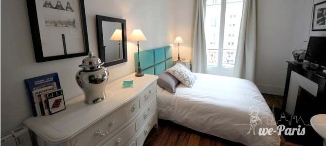 Paris Apartment Rental, Vacation in Paris
Dream away your nights in Paris in this charming bedroom, with a view on the quiet rue Saint Maur. #ParisApartmentRentals