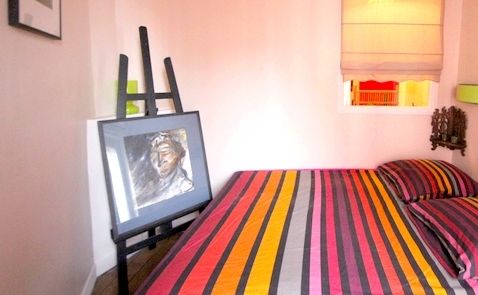 Paris Apartment Rental, Vacation in Paris
Rest and relax after a long day of discovering Paris in this quaint little studio apartment.