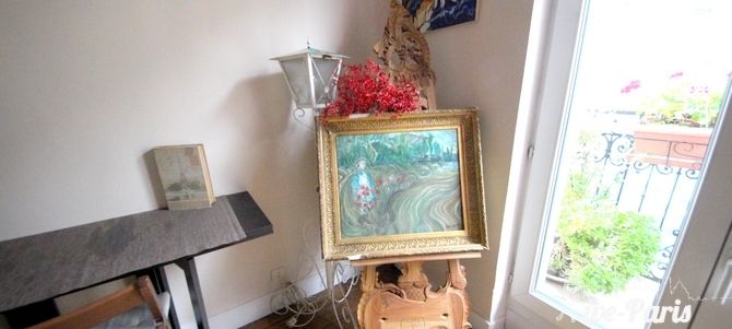 Paris Apartment Rental, Vacation in Paris
Rest and relax after a long day of discovering Paris in this quaint little studio apartment.